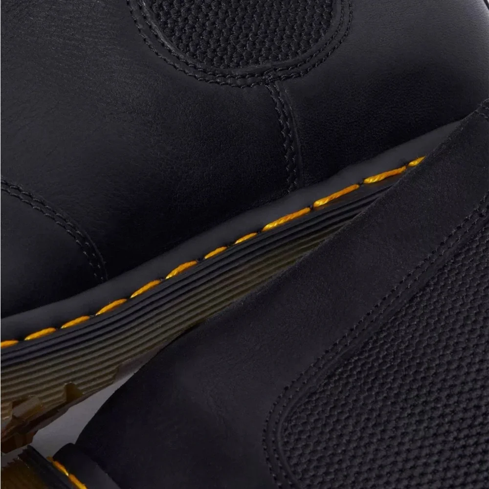 DR. MARTENS 2976 GRIZZLY FLEECE LINED CHELSEA BOOTS - Picture 11 of 11